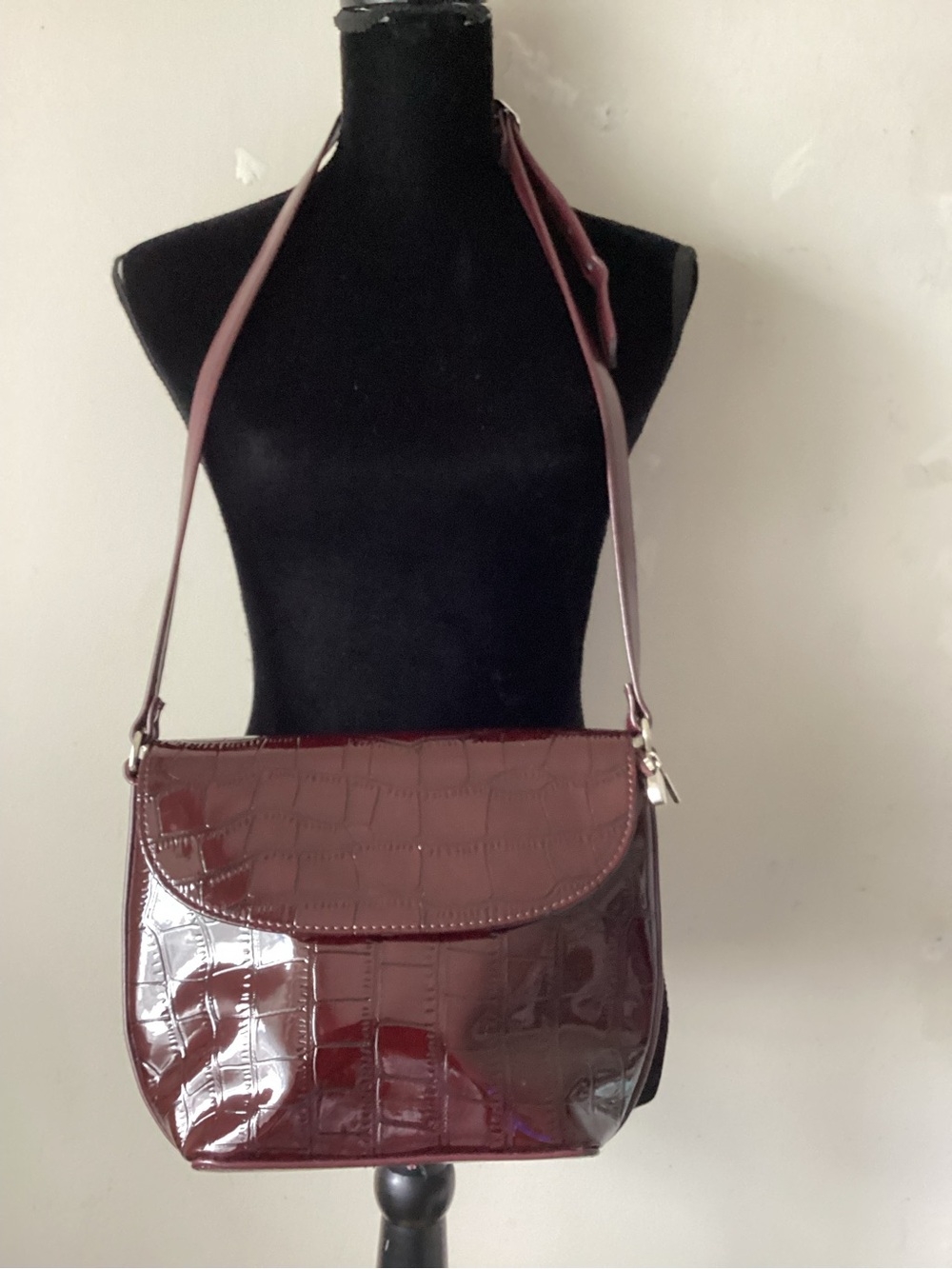 Croc-Embossed Patent Shoulder Bag in Burgundy